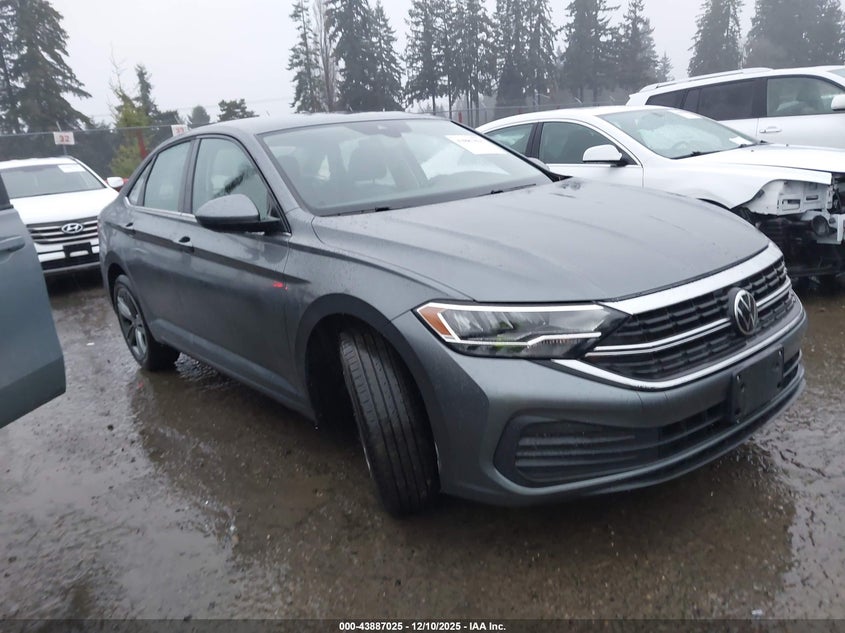 VOLKSWAGEN JETTA 2024. Lot# 43887025. VIN 3VWEM7BU7RM049254. Photo 1