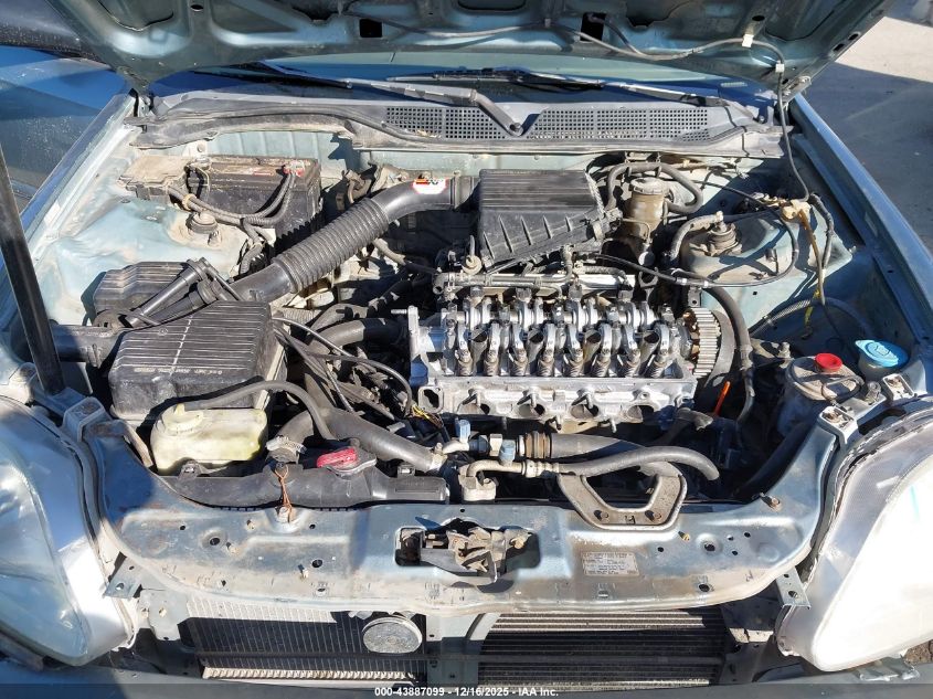 2000 Honda Civic Value Package VIN: 2HGEJ6611YH555585 Lot: 43887099