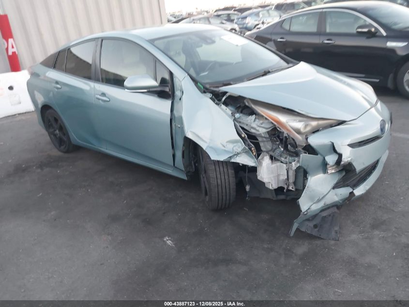 TOYOTA PRIUS THREE TOURING