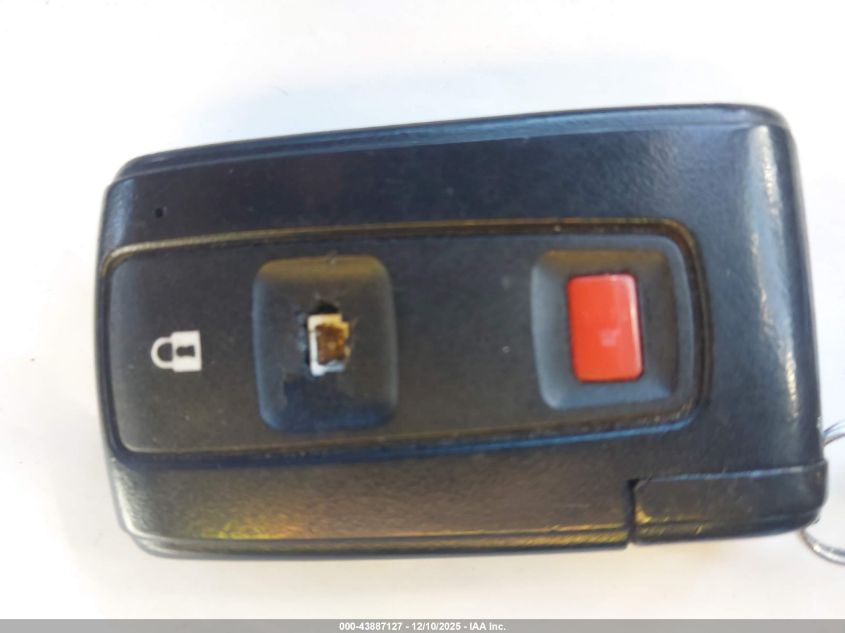 2004 Toyota Prius VIN: JTDKB20U040049108 Lot: 43887127