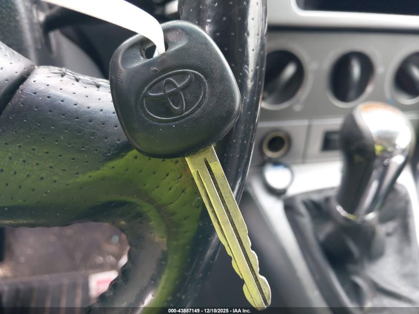 2005 Toyota Matrix Xrs VIN: 2T1KY32E75C391401 Lot: 43887149