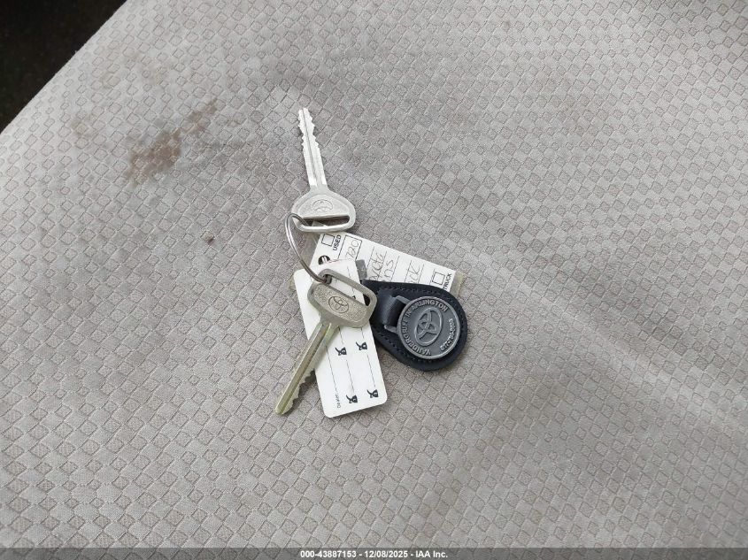 2007 Toyota Yaris VIN: JTDBT923671052720 Lot: 43887153