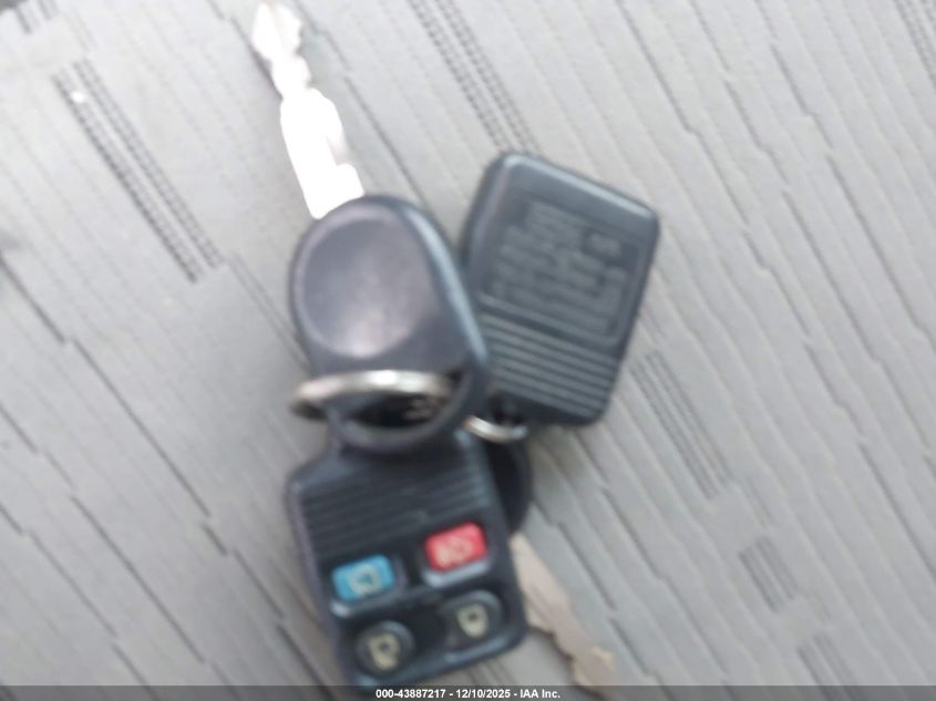 2008 Ford Focus Se/Ses VIN: 1FAHP35N48W217618 Lot: 43887217