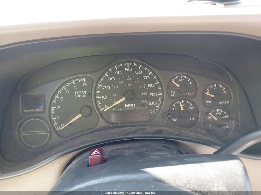 2002 Chevrolet Suburban 1500 Lt VIN: 1GNFK16Z12J301011 Lot: 43887295