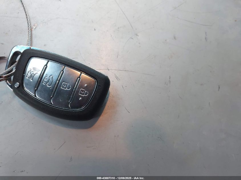 2016 Hyundai Tucson Sport VIN: KM8J33A23GU088733 Lot: 43887310