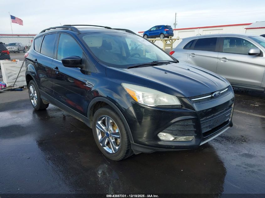 FORD ESCAPE SE