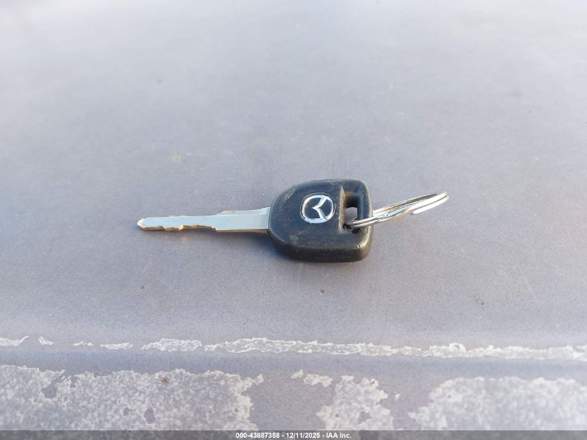 2008 Mazda Mazda3 I VIN: JM1BK32F681801043 Lot: 43887358