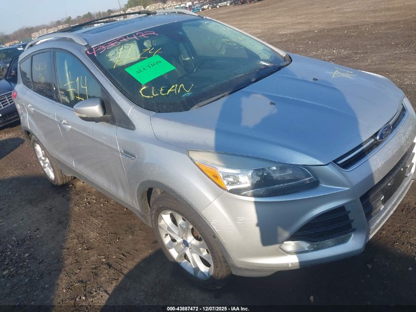 FORD ESCAPE TITANIUM