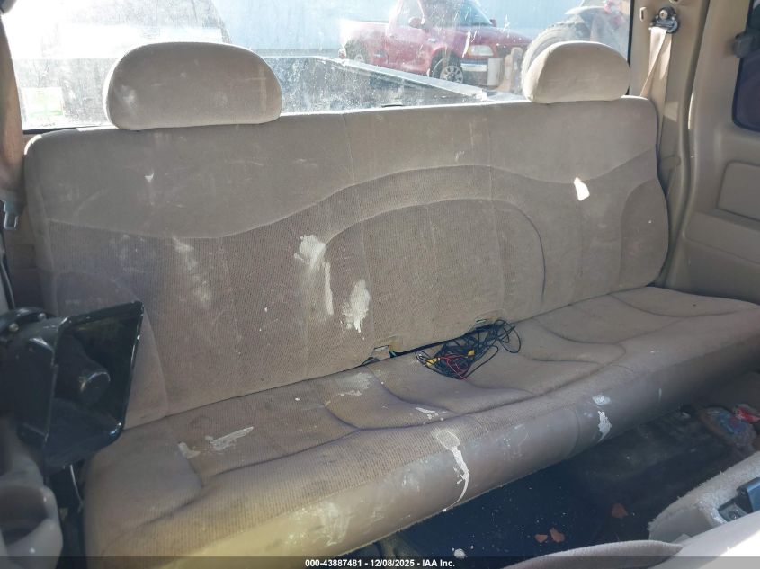 1GTEC19V31Z268040 2001 GMC SIERRA photo no. 8