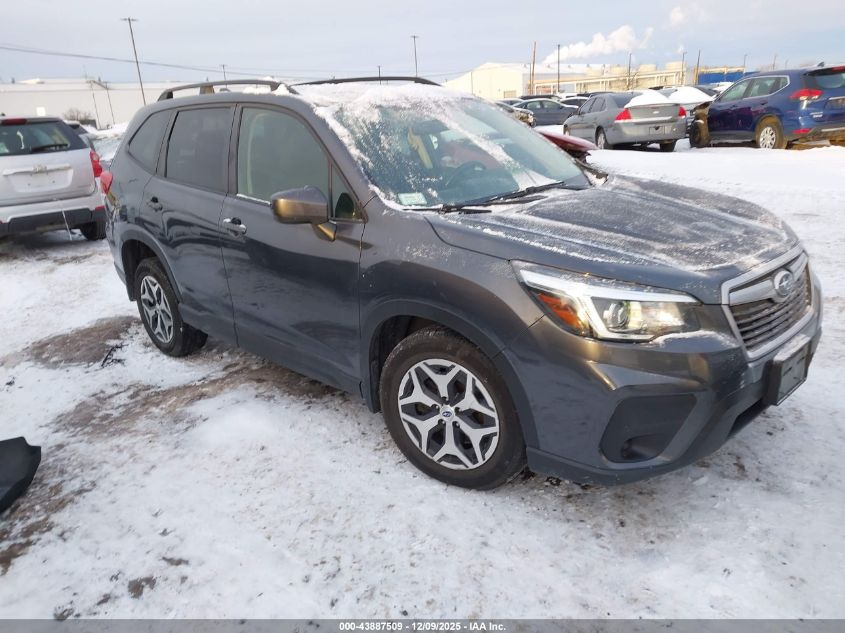 SUBARU FORESTER PREMIUM