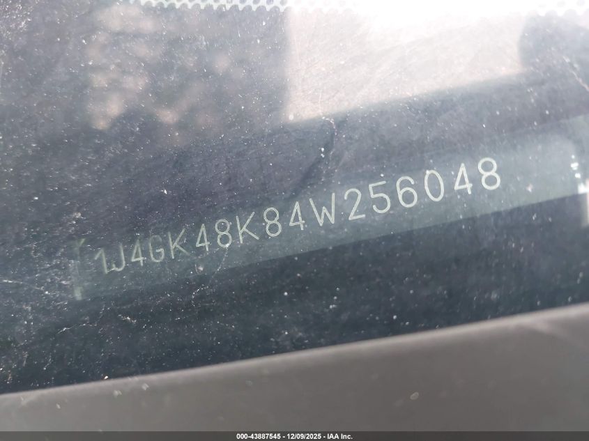 2004 Jeep Liberty Sport VIN: 1J4GK48K84W256048 Lot: 43887545