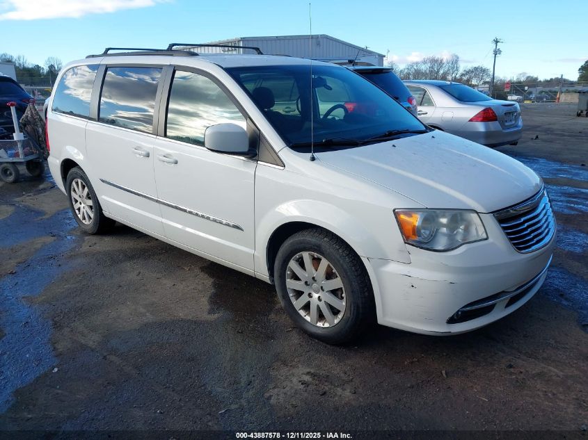 CHRYSLER TOWN & COUNTRY TOURING