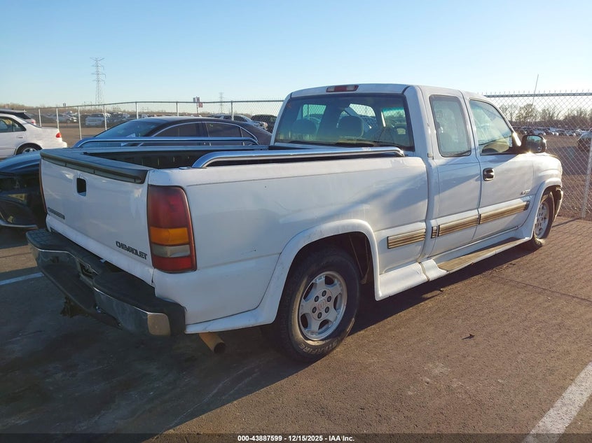 2GCEC19T021202957 2002 CHEVROLET SILVERADO photo no. 4