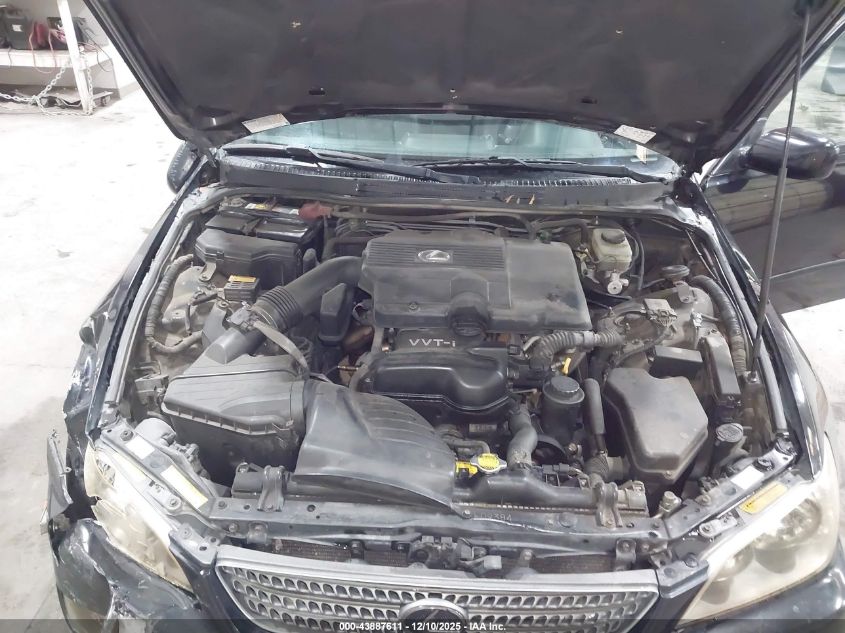 2004 Lexus Is 300 VIN: JTHBD192540089334 Lot: 43887611