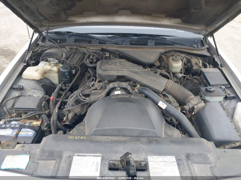 1992 Mercury Grand Marquis Gs VIN: 2MECM74W4NX608457 Lot: 43887643