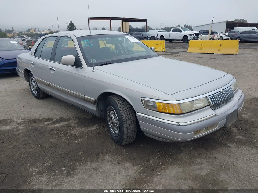 2MECM74W4NX608457 1992 Mercury Grand Marquis Gs auction photo 1