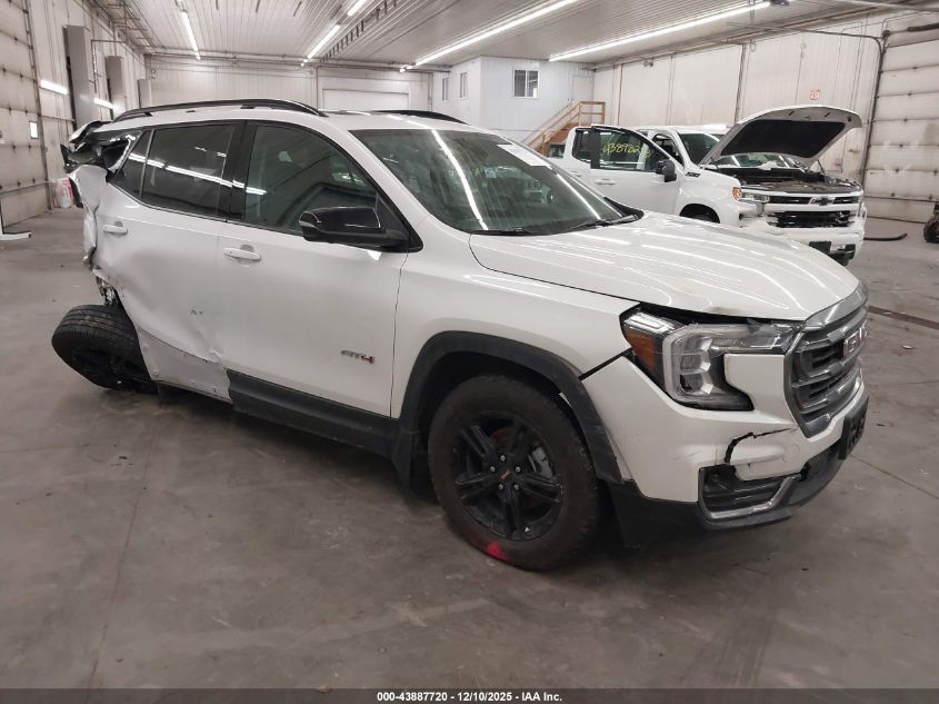 GMC TERRAIN AWD AT4