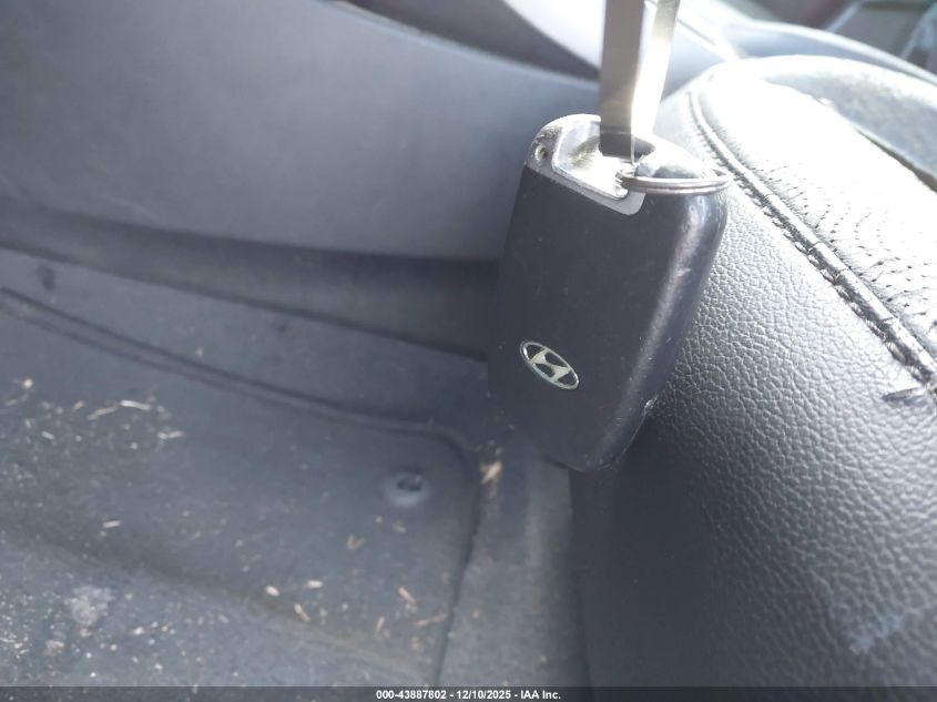 2013 Hyundai Elantra Limited VIN: 5NPDH4AE1DH185986 Lot: 43887802