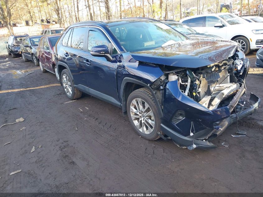 TOYOTA RAV4 XLE PREMIUM