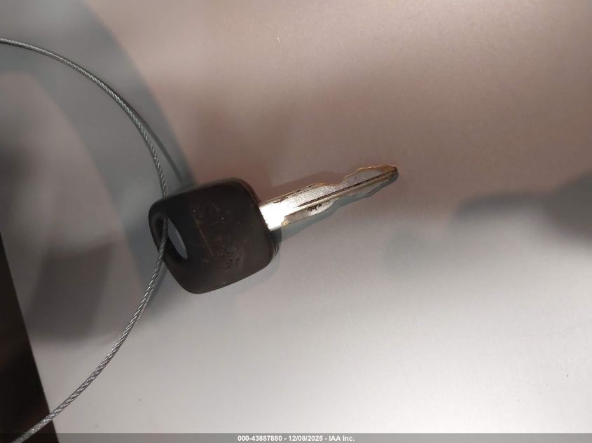 2000 Ford F-150 Lariat/Work Series/Xl/Xlt VIN: 1FTRX17W4YNB67723 Lot: 43887880