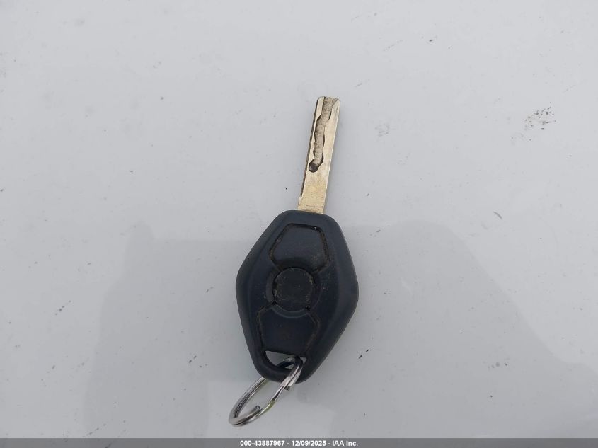 2000 BMW 323I VIN: WBAAM3347YFP70968 Lot: 43887967