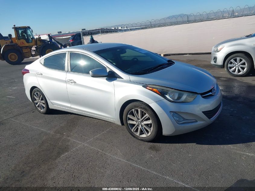 HYUNDAI ELANTRA SE