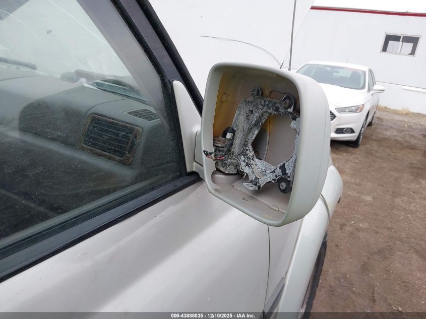 1997 Toyota Land Cruiser VIN: JT3HJ85J9V0186004 Lot: 43888035