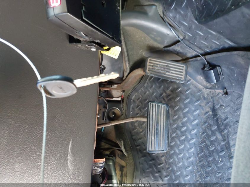 2004 GMC Sierra 1500 Sle VIN: 1GTEK19T04E263794 Lot: 43888060