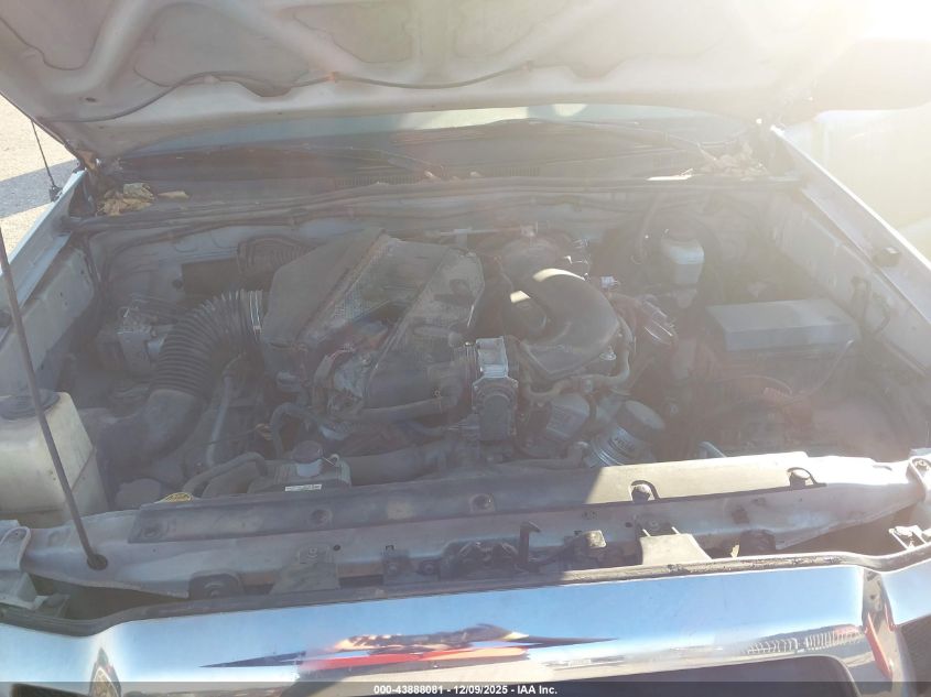 2005 Toyota Tacoma Prerunner V6 VIN: 5TEKU72N65Z033283 Lot: 43888081