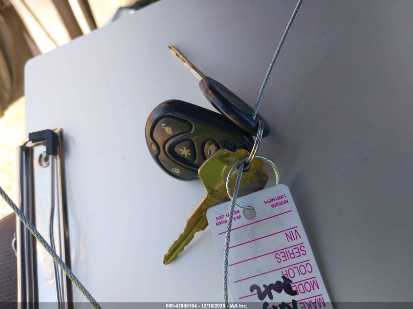 1995 Nissan Pathfinder Xe/Le VIN: JN8HD17S2SW093595 Lot: 43888104