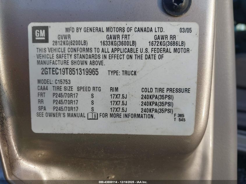 2005 GMC Sierra 1500 Work Truck VIN: 2GTEC19T851319965 Lot: 43888114