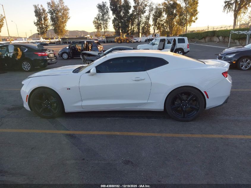 2018 Chevrolet Camaro 1Lt VIN: 1G1FB1RX7J0136646 Lot: 43888182