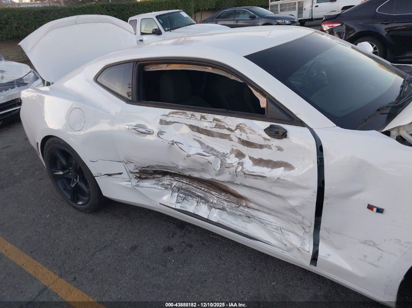 2018 Chevrolet Camaro 1Lt VIN: 1G1FB1RX7J0136646 Lot: 43888182