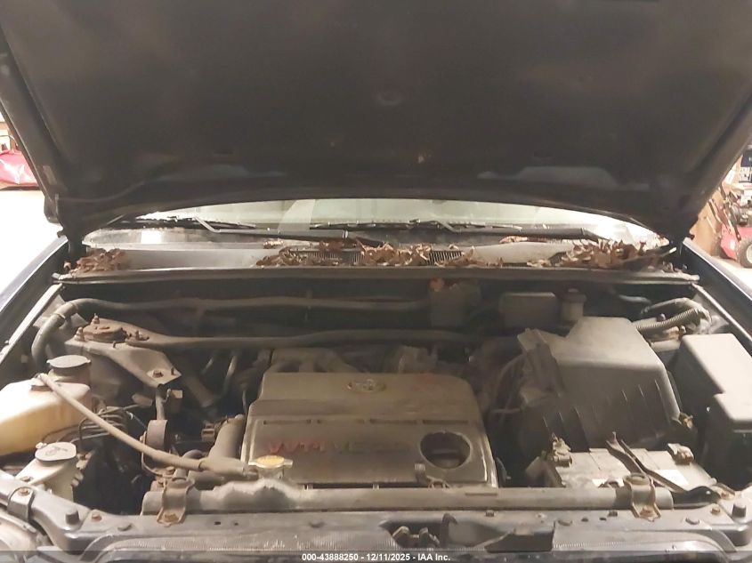 2004 Toyota Highlander Limited V6 VIN: JTEEP21A740001121 Lot: 43888250