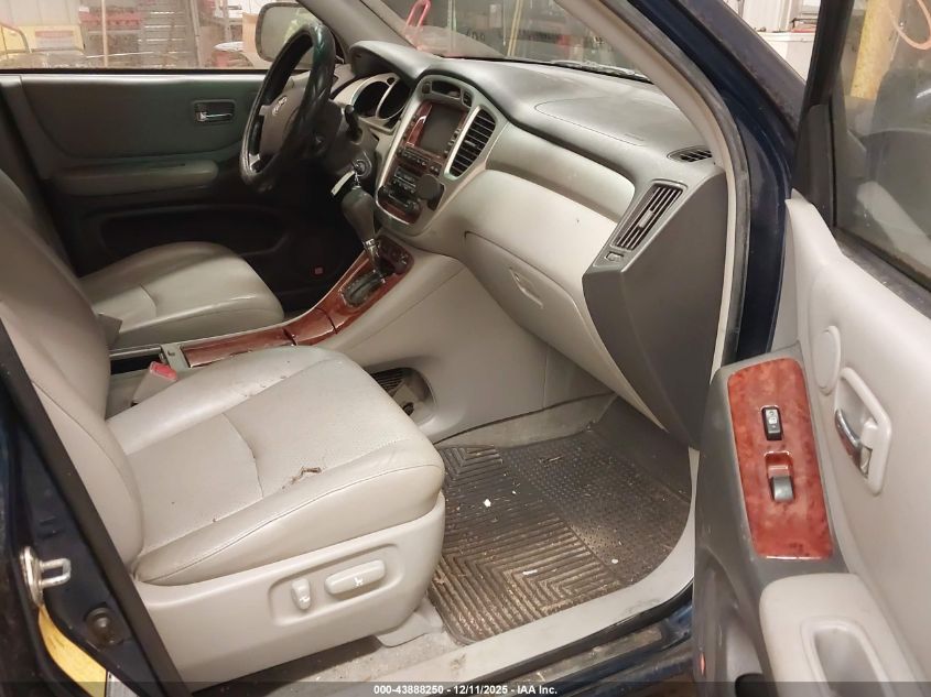 2004 Toyota Highlander Limited V6 VIN: JTEEP21A740001121 Lot: 43888250