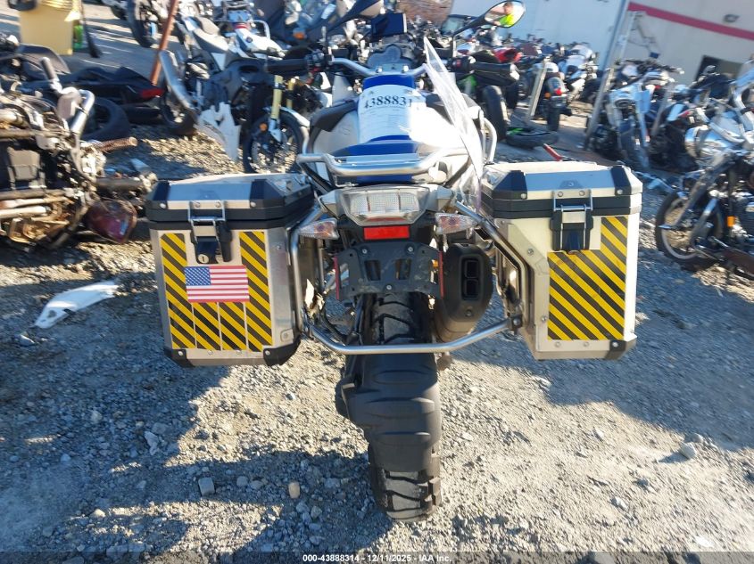 2015 BMW R1200 Gs Adventure VIN: WB10A1208FZ098552 Lot: 43888314