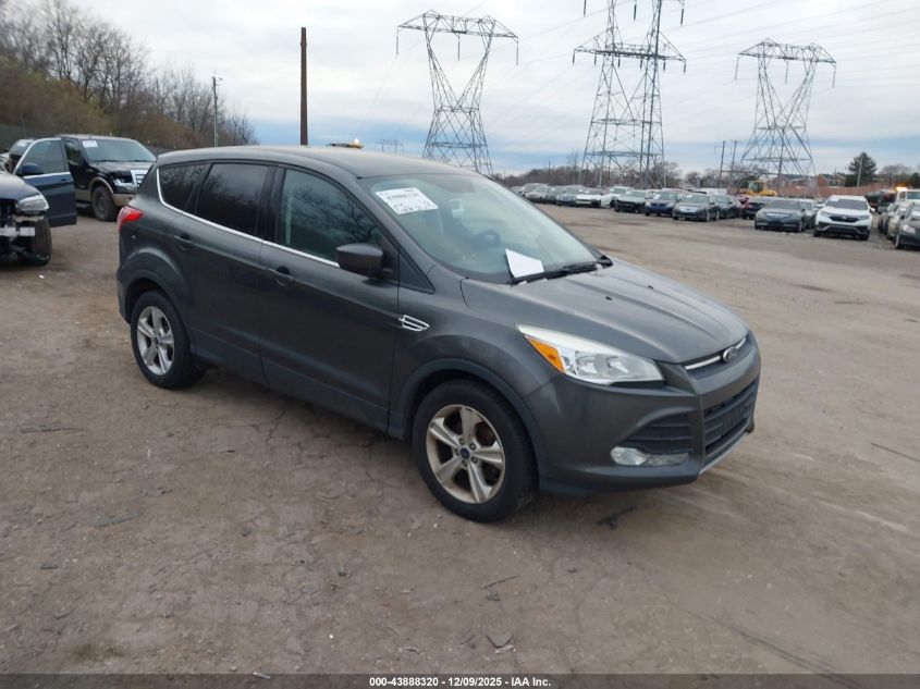 FORD ESCAPE SE