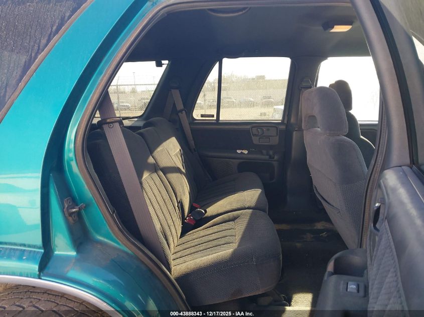 1996 Chevrolet Blazer VIN: 1GNDT13W2T2139786 Lot: 43888343