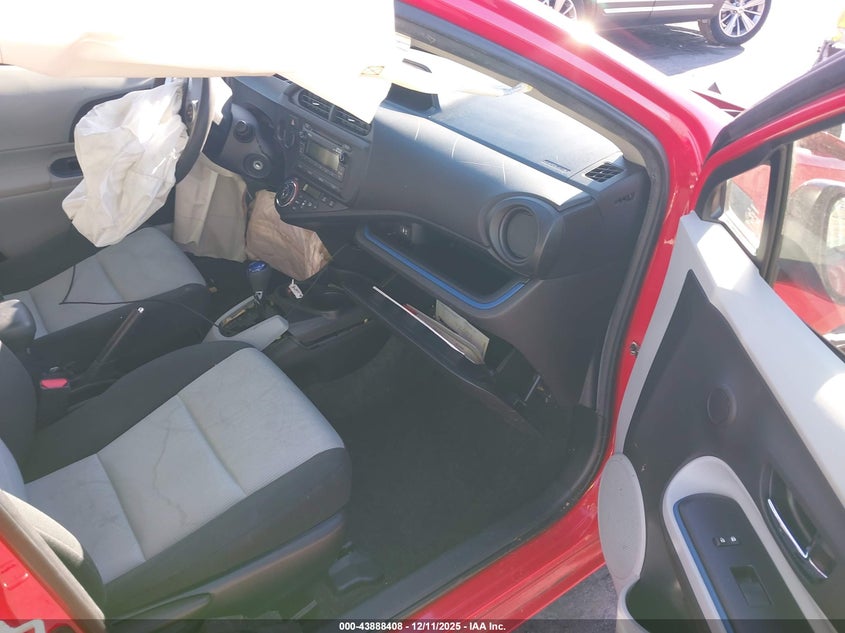 2013 Toyota Prius C Two