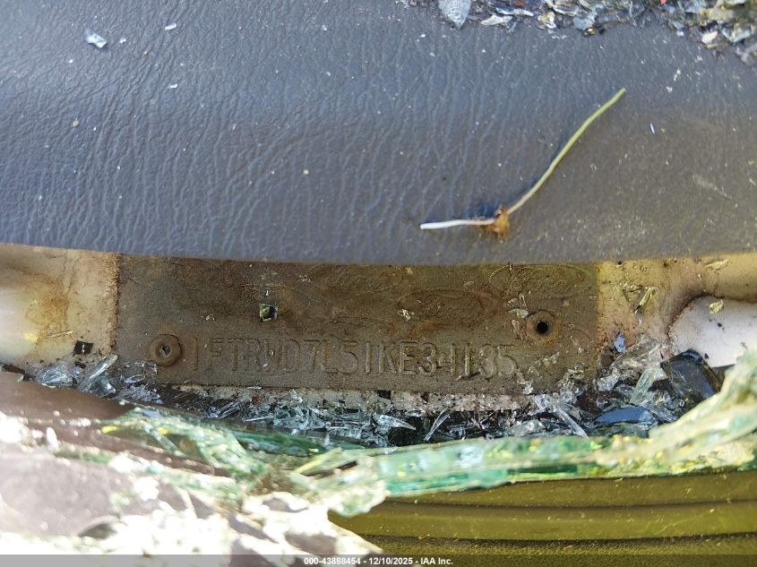 2001 Ford F-150 Harley-Davidson Edition/King Ranch Edition/Lariat/Xlt VIN: 1FTRW07L51KE34135 Lot: 43888454