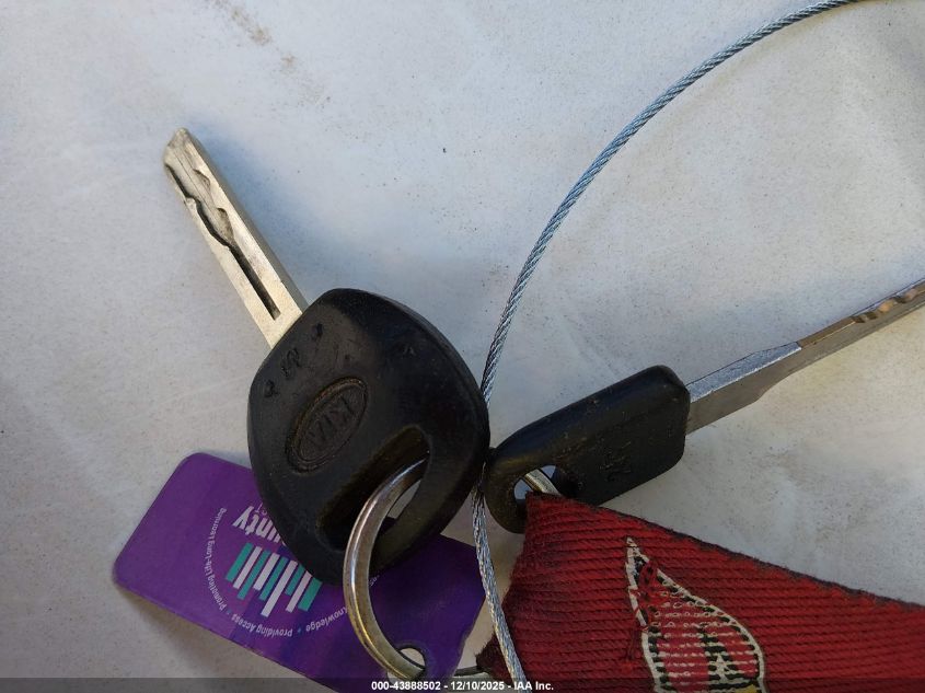 2006 Kia Amanti VIN: KNALD124765088464 Lot: 43888502