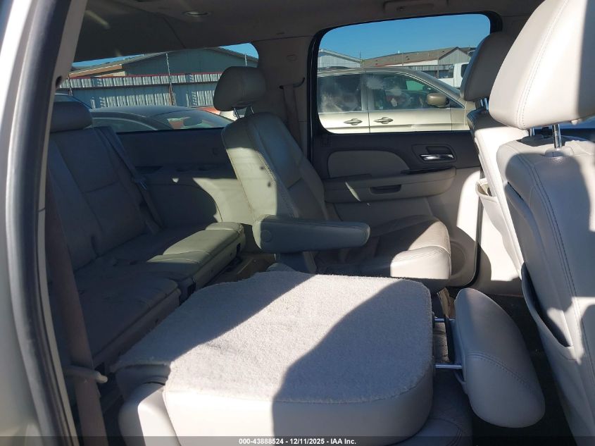 2009 Chevrolet Suburban 1500 Ltz VIN: 1GNFC36089R247048 Lot: 43888524