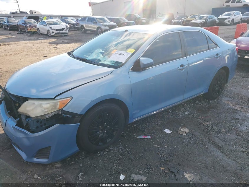 2013 Toyota Camry Le