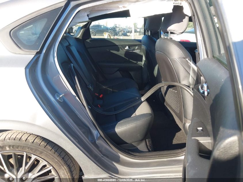 2022 Kia Forte Gt-Line VIN: 3KPF54AD3NE504156 Lot: 43888595