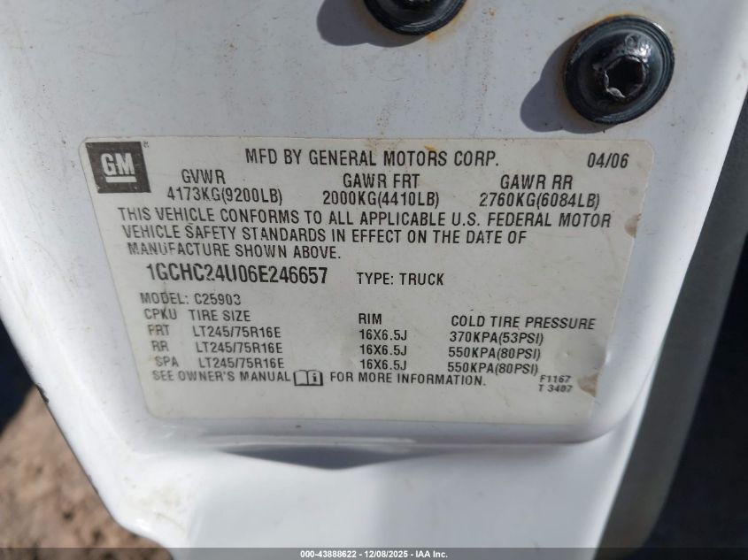 2006 Chevrolet Silverado 2500Hd Work Truck VIN: 1GCHC24U06E246657 Lot: 43888622