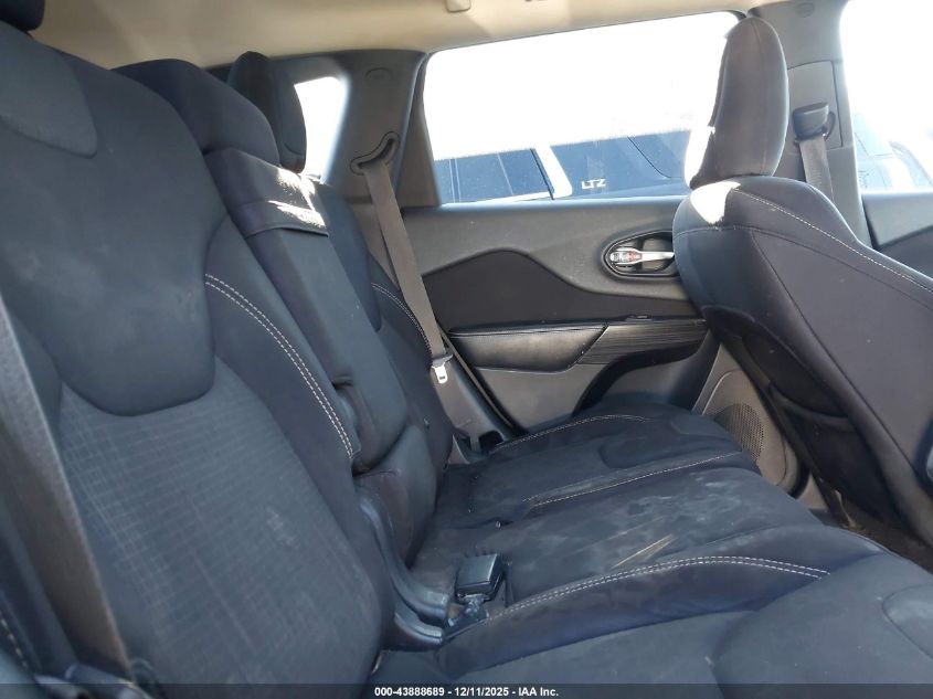 2015 Jeep Cherokee Latitude VIN: 1C4PJLCB9FW689536 Lot: 43888689