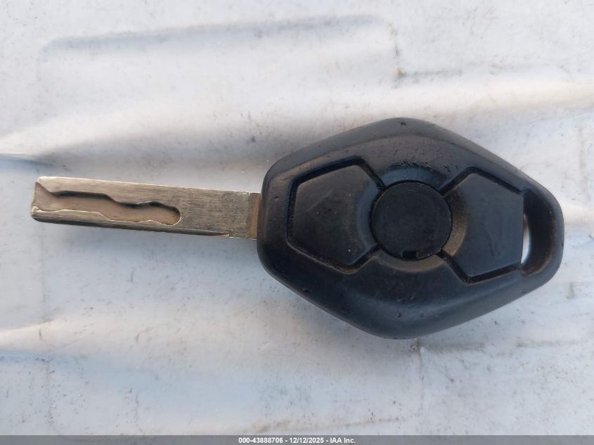 2005 BMW Z4 2.5I VIN: 4USBT33505LS55191 Lot: 43888706