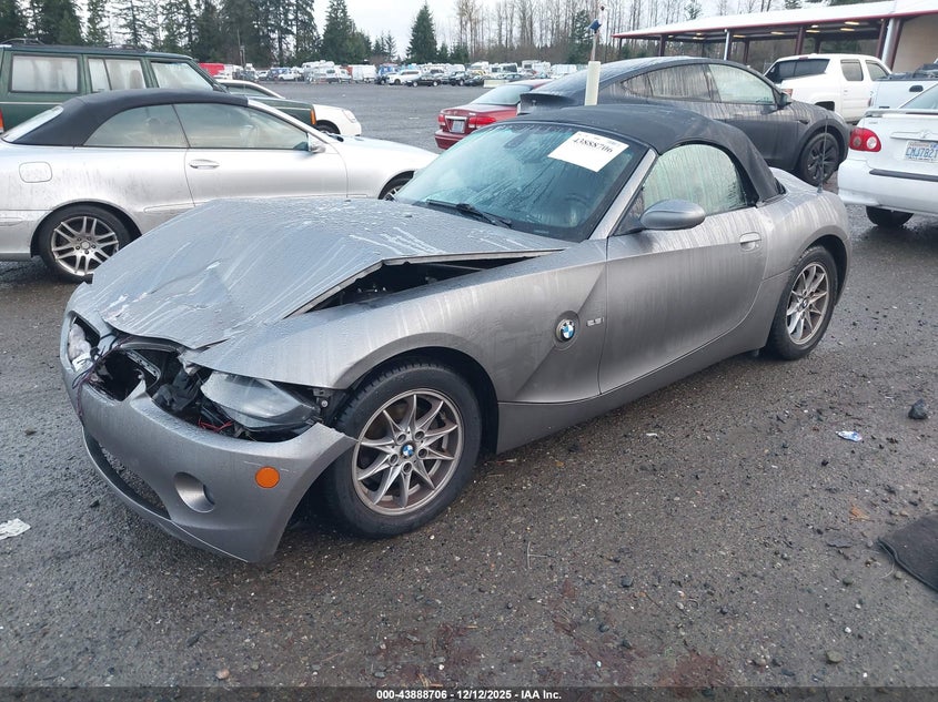 4USBT33505LS55191 2005 BMW Z4 photo no. 2