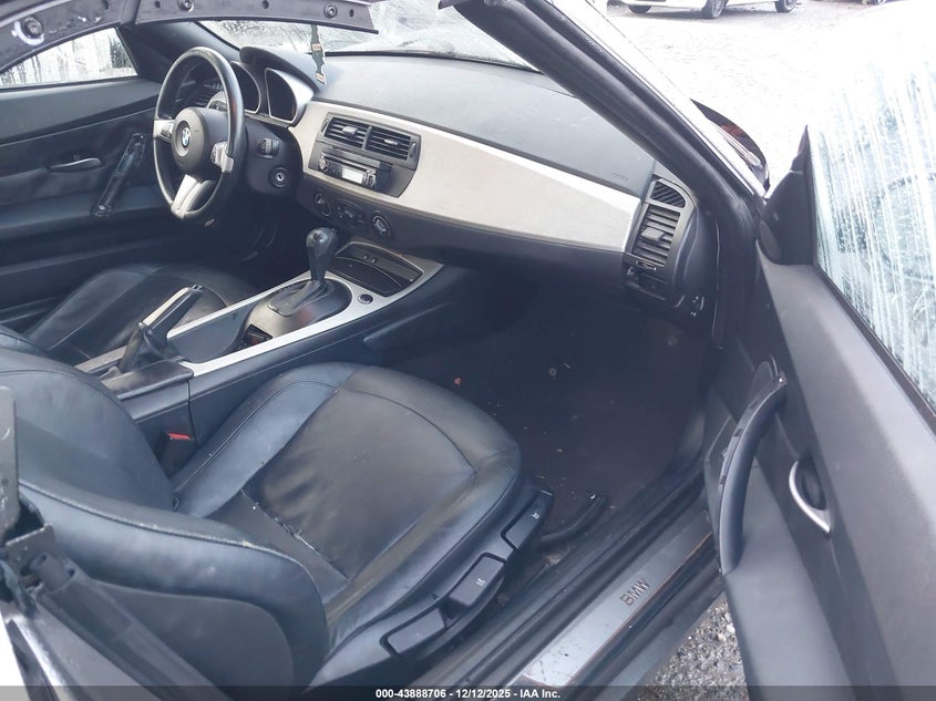 4USBT33505LS55191 2005 BMW Z4 photo no. 5