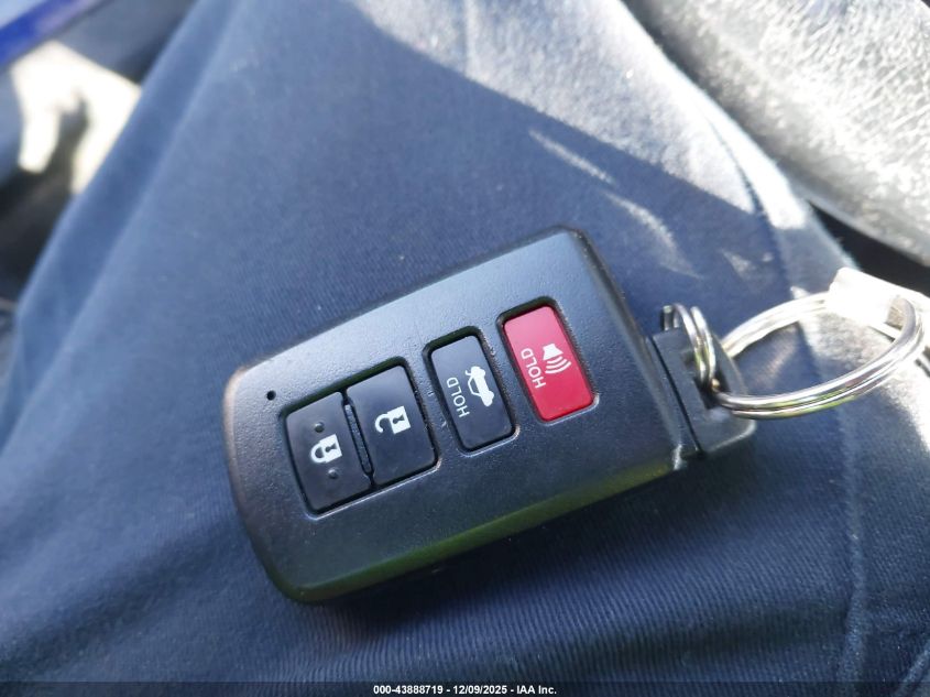 2014 Toyota Corolla S Plus VIN: 5YFBURHE8EP028935 Lot: 43888719